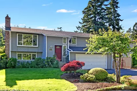 15322 56th Ave W, Edmonds, WA 98026