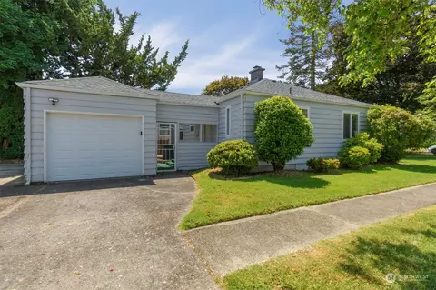 970 21st Ave, Longview, WA 98632