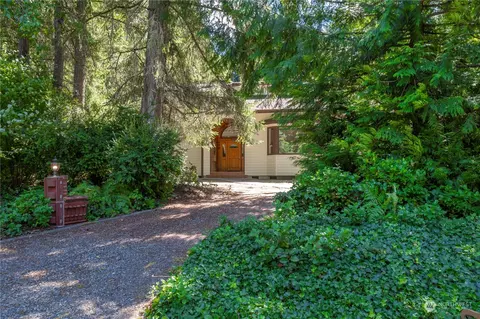 8310 45th St NW, Gig Harbor, WA 98335