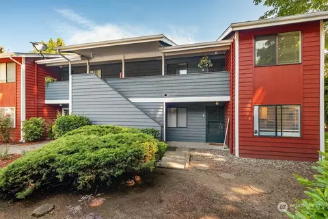 332 Healy Ave S #8, North Bend, WA 98045