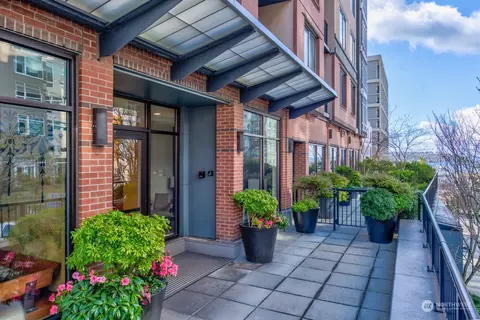 2721 1st Ave #801, Seattle, WA 98121