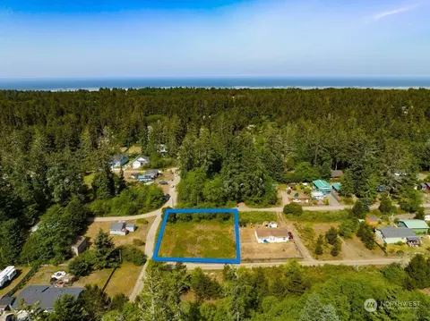 285 X Ln, Ocean Park, WA 98640
