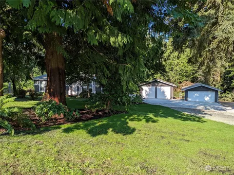 1906 Porter St, Camano Island, WA 98282