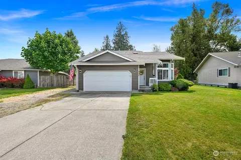 420 Wilson Ln, Sumas, WA 98295