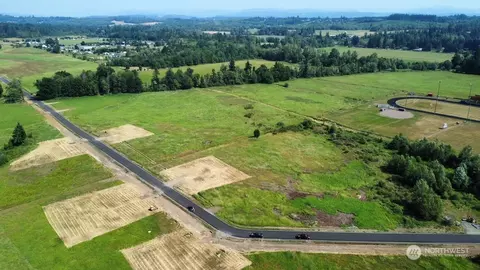18 Sunburst Ln, Onalaska, WA 98570