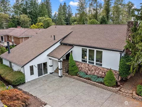 711 E Lakeshore Dr, Lake Stevens, WA 98258