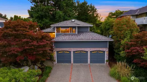 4002 Nassau Ave NE, Tacoma, WA 98422