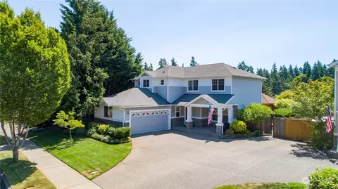 2601 Arnold St, Dupont, WA 98327