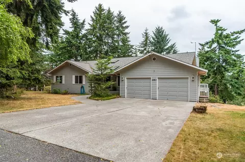 283 Mistywood Dr, Coupeville, WA 98239