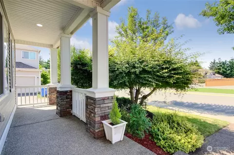 1514 181st St E, Spanaway, WA 98387 photo 3