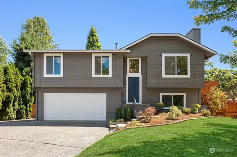 839 8th Ave S, Kirkland, WA 98033