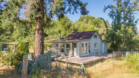 22816 Dockton Rd SW, Vashon, WA 98070