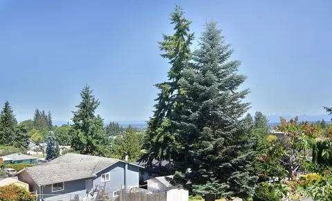 4302 Grand Ave, Everett, WA 98203 photo 2