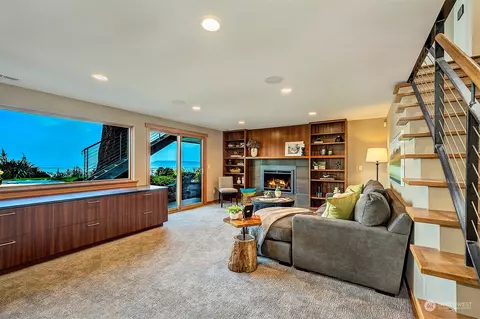 16902 Talbot Rd, Edmonds, WA 98026 photo 21