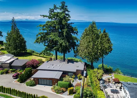 16902 Talbot Rd, Edmonds, WA 98026 photo 4