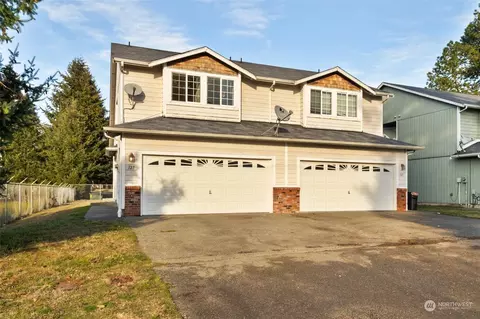 125 127 174th St S, Spanaway, WA 98387