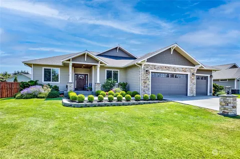 50 Royal Loop, Sequim, WA 98382