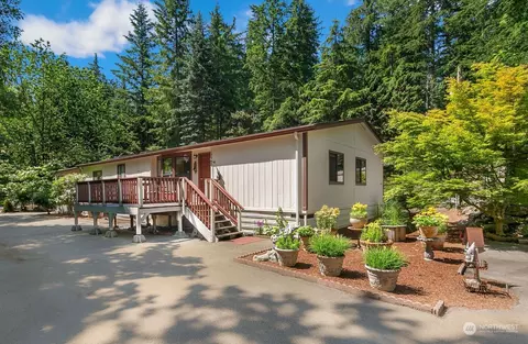 17730 SE Petrovitsky Rd, Renton, WA 98058
