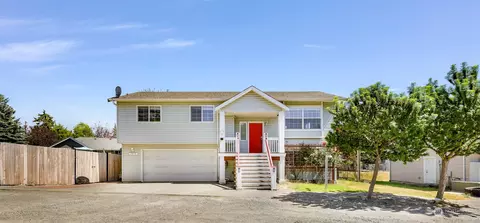 1018 E Maryland St, Bellingham, WA 98226