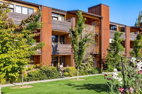 363 Ambrose Ln NW #L103, Bainbridge Island, WA 98110