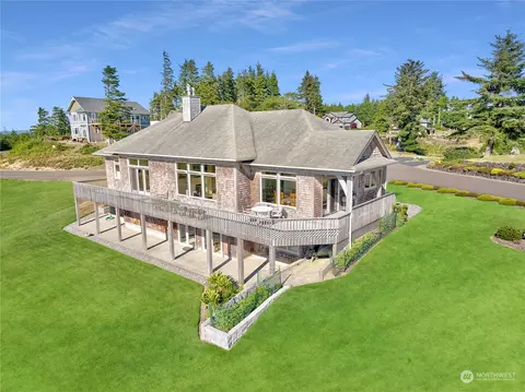 3013 Lighthouse Keepers Rd, Ilwaco, WA 98624