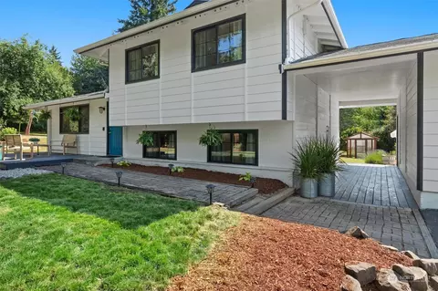 4212 Goldsby St SW, Olympia, WA 98512