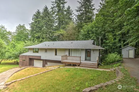 5848 Rehklau Rd SE, Olympia, WA 98513