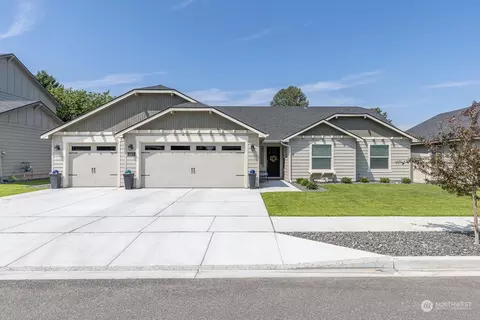 5074 W 28th Ave, Kennewick, WA 99338