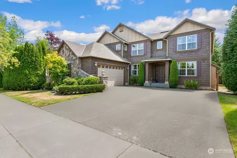 22483 SE 32nd St, Sammamish, WA 98075