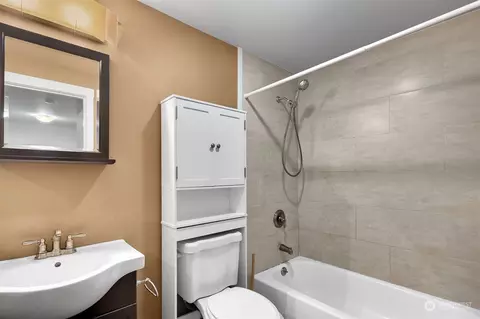 12404 E Gibson Rd #D203, Everett, WA 98204 photo 22