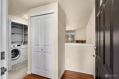 12404 E Gibson Rd #D203, Everett, WA 98204 photo 2