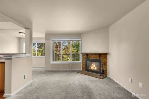 12404 E Gibson Rd #D203, Everett, WA 98204 photo 9