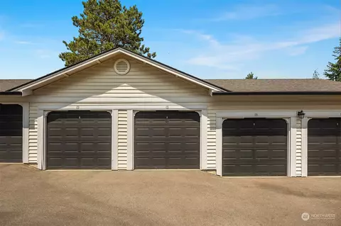 12404 E Gibson Rd #D203, Everett, WA 98204 photo 30