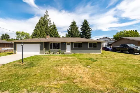 1727 Sunset Dr, Burlington, WA 98233