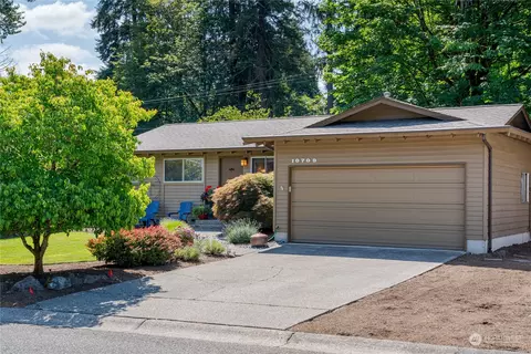 10709 NE 145th Pl, Bothell, WA 98011