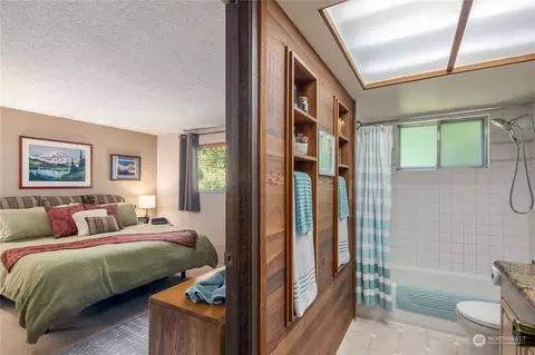 10709 NE 145th Pl, Bothell, WA 98011 photo 15
