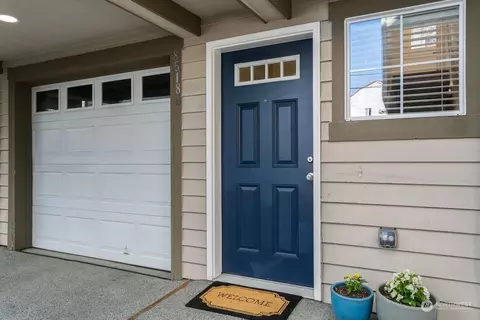 8518 Nesbit Ave N #B, Seattle, WA 98103