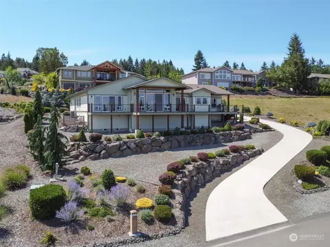 611 Solana Pkwy, Sequim, WA 98382