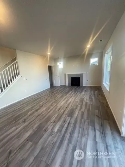 2802 Laurel Loop, Milton, WA 98354 photo 4