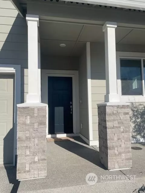 2802 Laurel Loop, Milton, WA 98354 photo 2