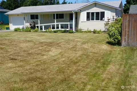 1602 25th St, Anacortes, WA 98221