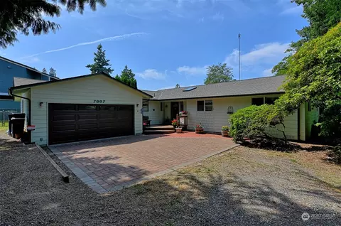7007 48th Ave W, Mukilteo, WA 98275