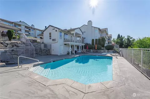 808 W Manson Hwy #D203, Chelan, WA 98816