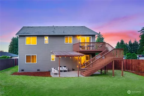 8024 Spokane Dr, Everett, WA 98203 photo 2