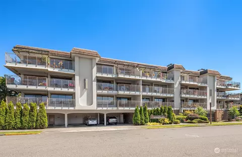 200 2nd Ave N #204, Edmonds, WA 98020