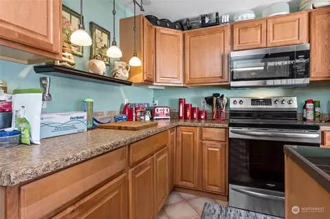 102 E 171st St, Spanaway, WA 98387 photo 9
