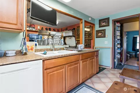 102 E 171st St, Spanaway, WA 98387 photo 11