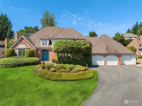 4631 233rd Ave SE, Sammamish, WA 98075