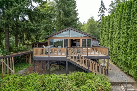 34318 Thomas Rd E, Eatonville, WA 98328