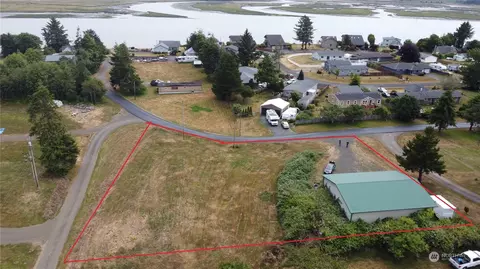 37 Whalers St, Aberdeen, WA 98520